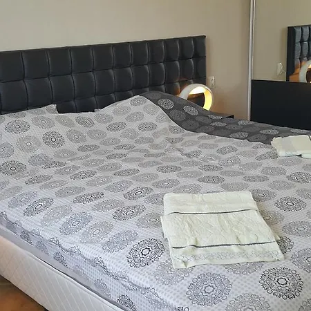 Apartament Plamen Delux Burgas